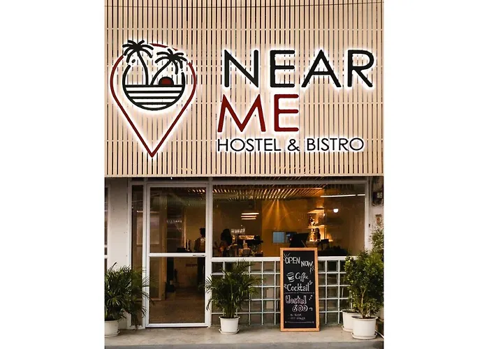 Near Me Hostel And Bistro